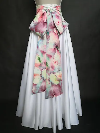 Pracownia krawiecka "Antonina" - Karolina Ryckowska - Utecht